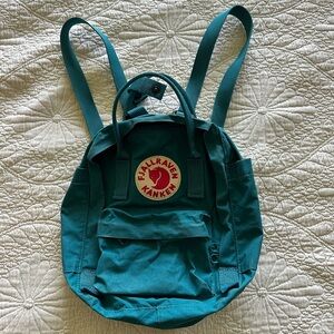Fjallraven Kanken Mini 7L backpack